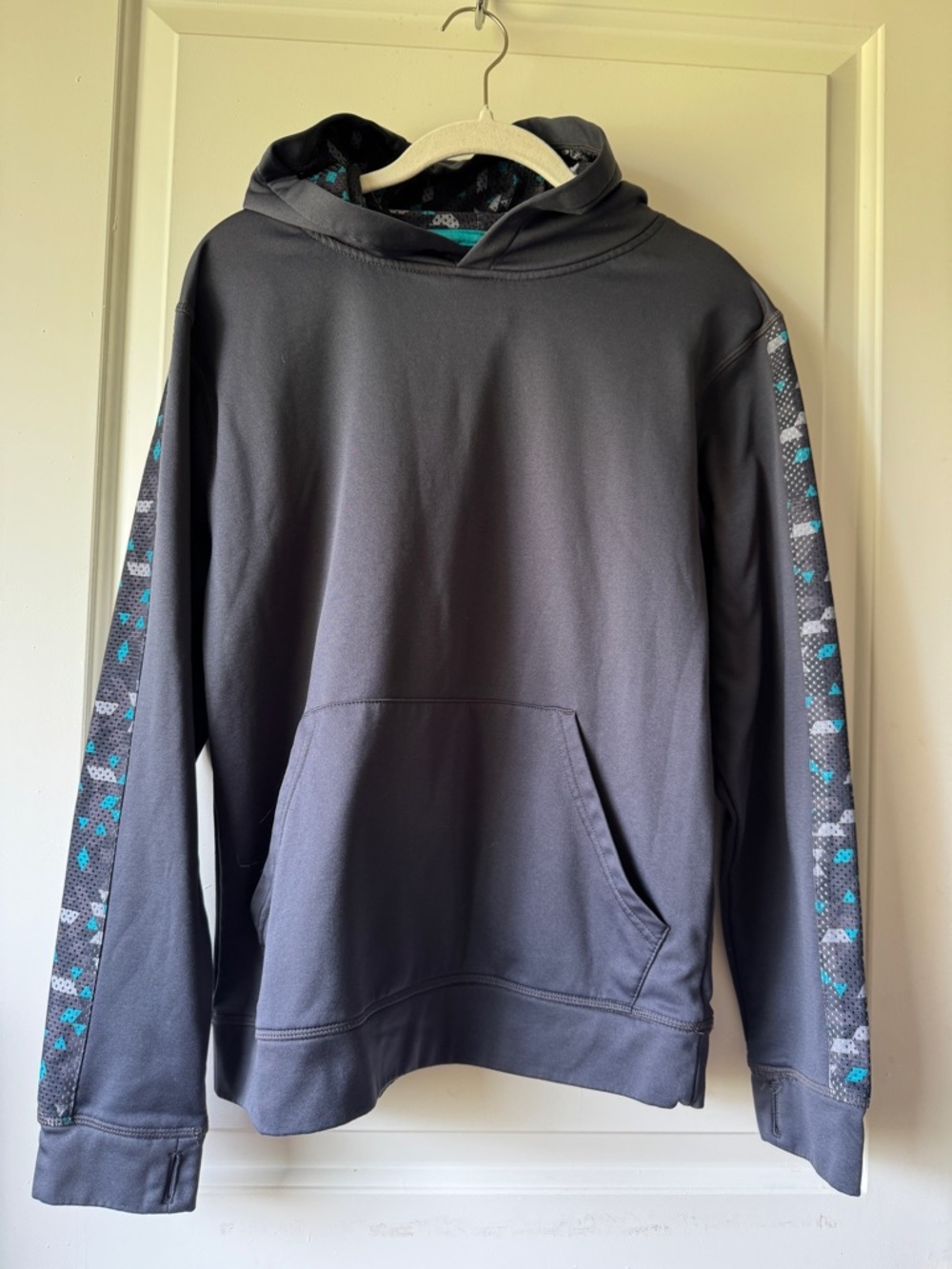 Youth Charcoal Hooded Pullover with Teal Accent XL unisex